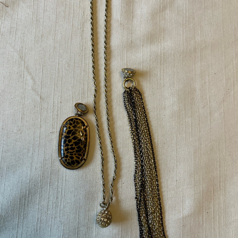 MICHE New Old Stock 18” Gold Tone Rope Necklace w/ (2) Interchangeable Pendants - Picture 8 of 10